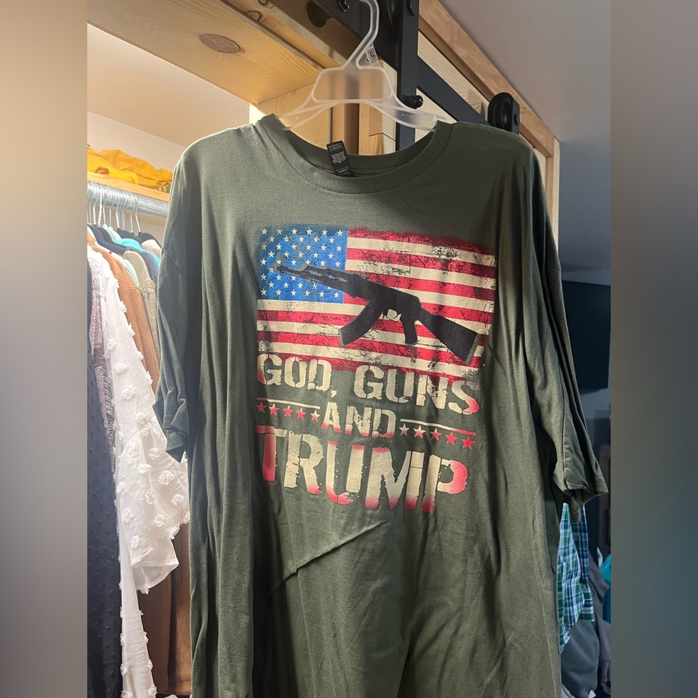 God, Guns and Trump Shirt, never worn